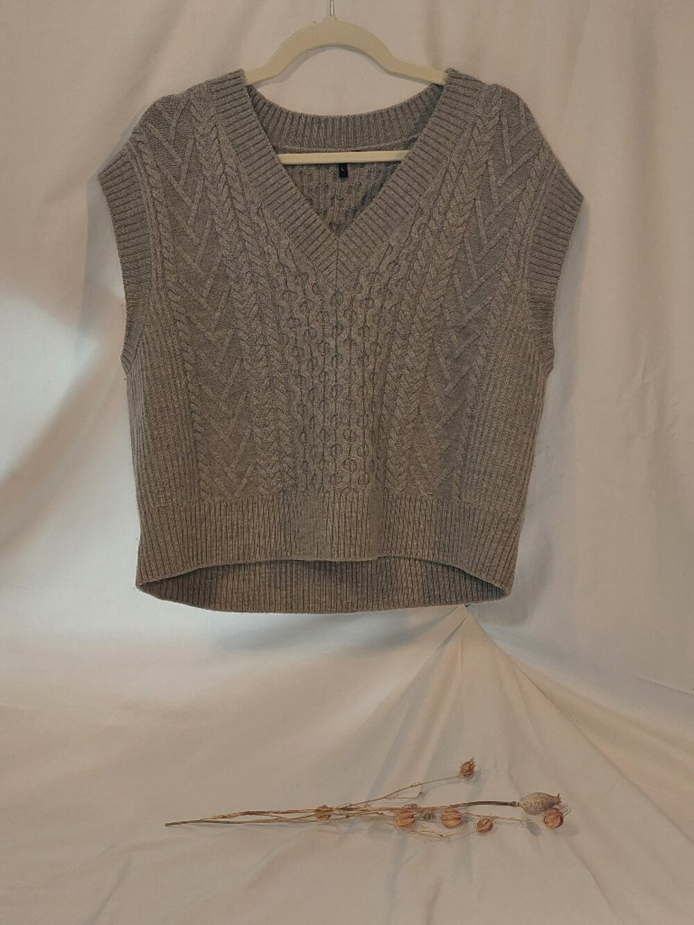 Quince Australian Merino Wool Cable Sweater Vest in Heather Grey Size L